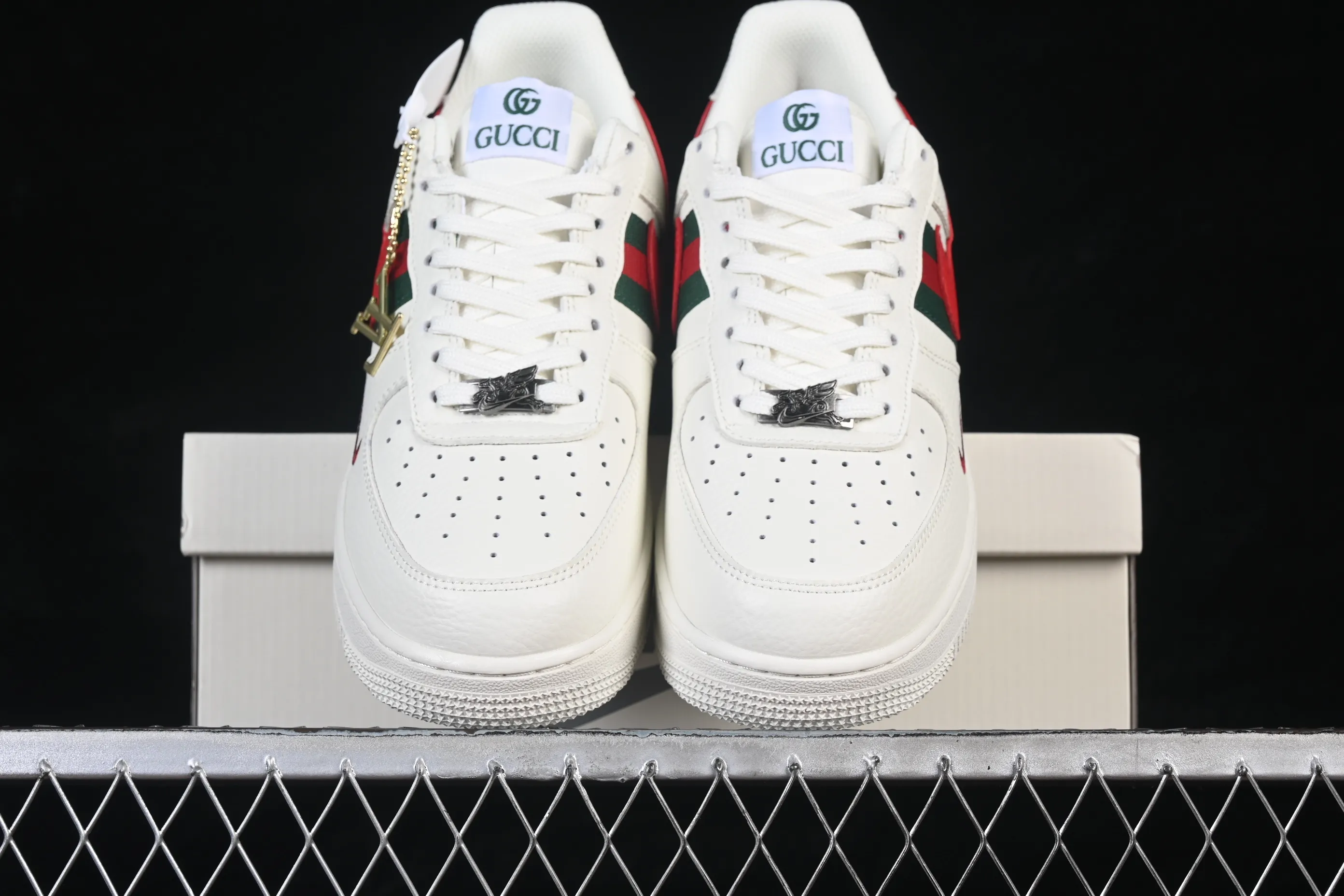All categories Nk Air Force 1 Air Force series Nk Air Force 1 Low Air Force low-top Nike Air Force 1'07 Low Gucci co-branded white red green Air Force 1 low-top casual sneakers XY9025-015